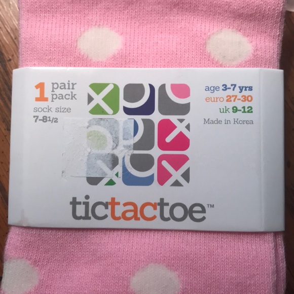 2/$7 🆕 Tictactoe Pink Polka Dot Ruffle Socks - Picture 4 of 5